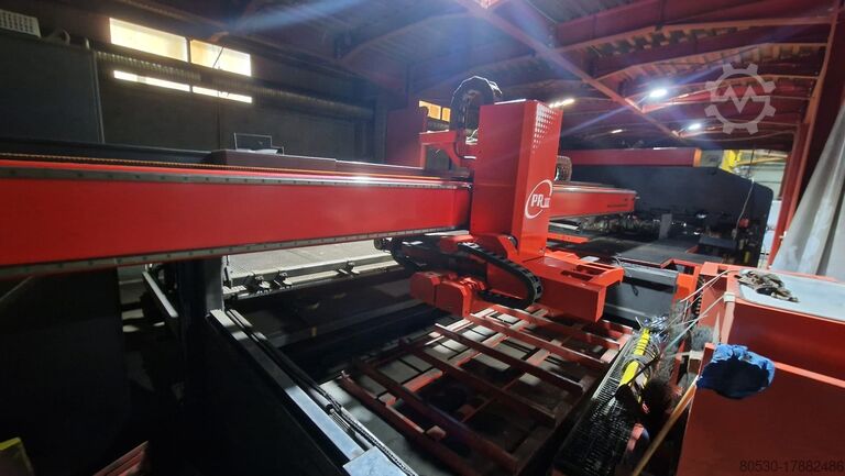 Punching and nibbling machine Amada Vipros 358 KING full automated