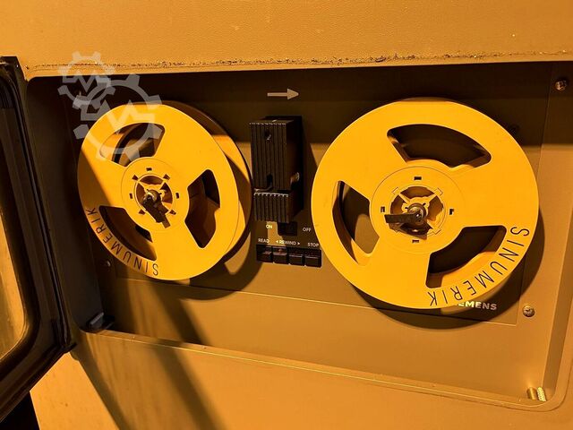 Horizontal-Bearbeitungszentrum HÜLLER HILLE NBH 70