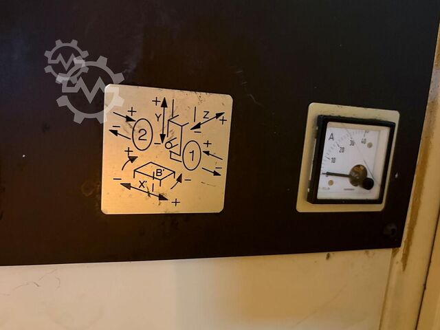 Horizontal-Bearbeitungszentrum HÜLLER HILLE NBH 70