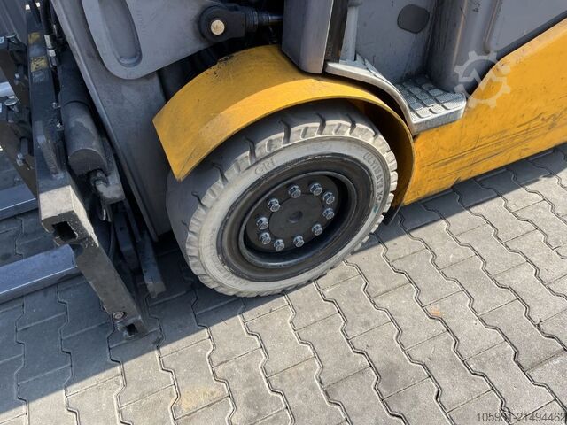 Electric 4-wheel forklift Jungheinrich EFG535