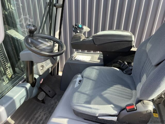 Elektro 4 Rad-Stapler Jungheinrich EFG320