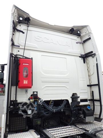 Schwerlast LKW/SZM SCANIA R 500 A6x2/4LB New/Ret./2xTank/Vollluft/70to GGW