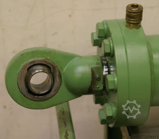 Hydraulikzylinder unbekannt Hub 940 mm Kolbenstange 60 mm
