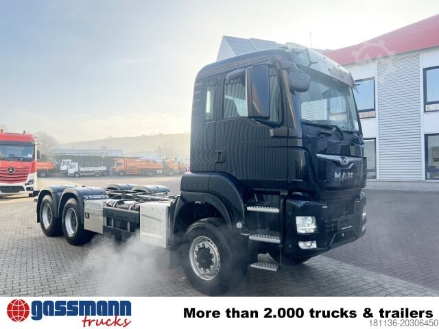 Roll-off tipper truck MAN TGS 26.500 6X6 BL, Intarder