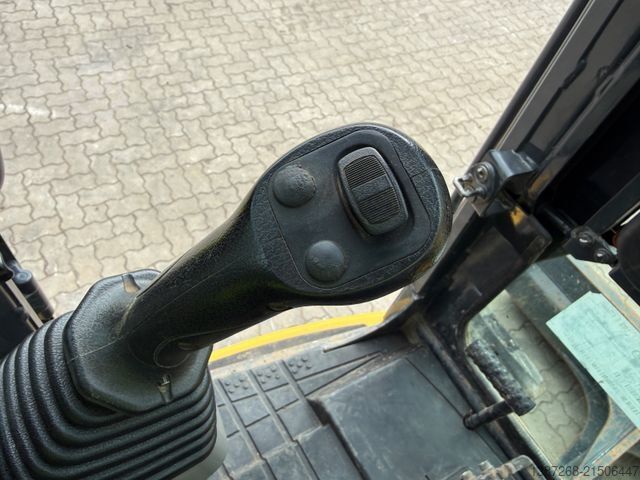 Minibagger KOMATSU PC80MR-5 / 2022 Baujahr / 1.630 H