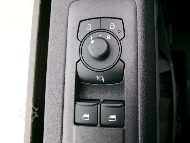 Kleinbus FORD Transit Custom Trend 320 L1 AWD LED 360Kam Klima