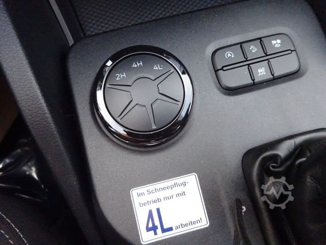 Van FORD Ranger XLT 4x4 DoKa AT Winterd. Streuer Schild