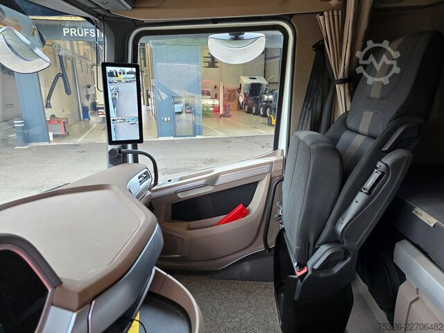 Gefahrgut LKW DAF XG+ 480 FT ADR EXII