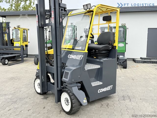 Four-way forklift Combilift CB4000 TRIPLEX 5200 FREE-LIFT POSITIONER