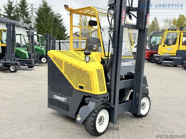Four-way forklift Combilift CB4000 TRIPLEX 5200 FREE-LIFT POSITIONER