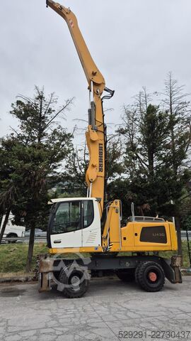 Umschlagbagger LIEBHERR LH30M
