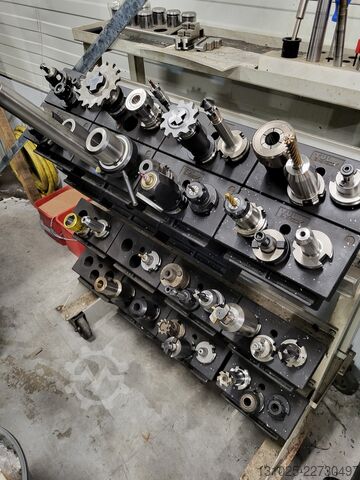 Vertikales Bearbeitungszentrum EIKON MV2-1500