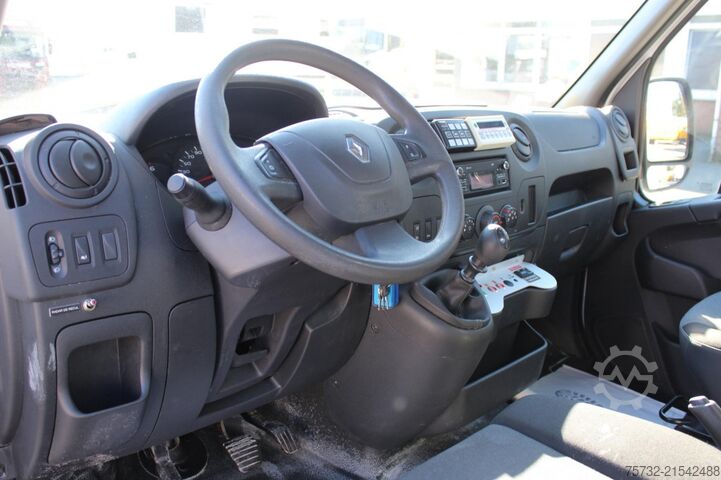 Lkw-Arbeitsbühne Renault Master  Bühne KLUBB 11m   2 Personen Korb 200kg