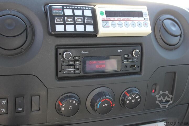 Lkw-Arbeitsbühne Renault Master  Bühne KLUBB 11m   2 Personen Korb 200kg