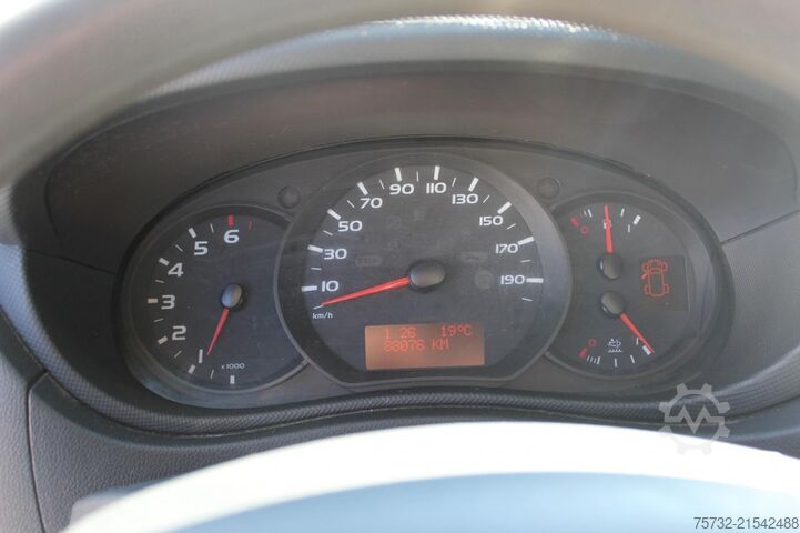 Lkw-Arbeitsbühne Renault Master  Bühne KLUBB 11m   2 Personen Korb 200kg