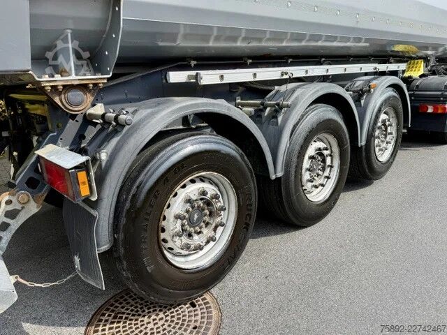 Kipper Schmitz Cargobull SGF S3/Stahlmulde/Liftachse/27m³