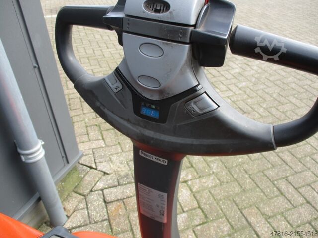 Niederhubwagen TOYOTA LWE180