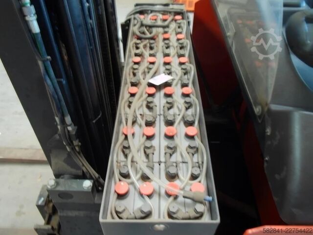 Reach trucks BT RR B1/15