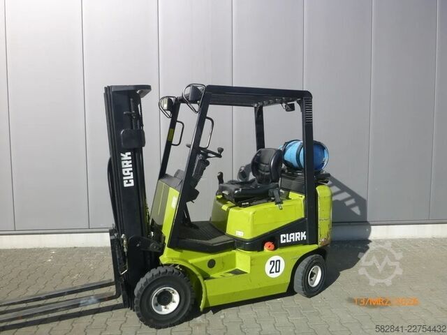 LPG forklifts CLARK CGP 16