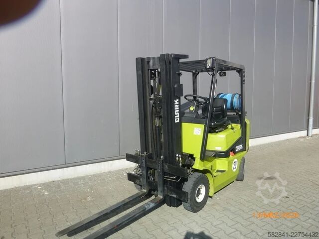 LPG forklifts CLARK CGP 16