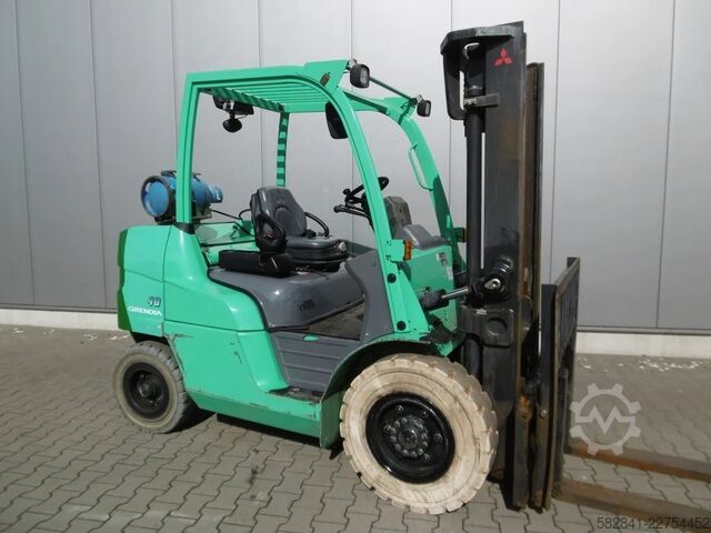 LPG forklifts MITSUBISHI FG 40 N
