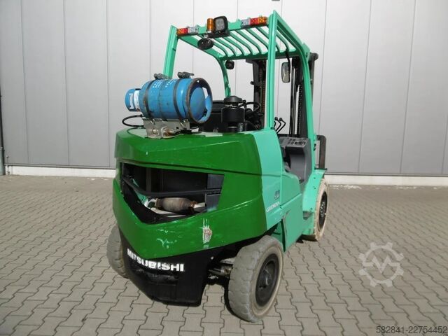 LPG forklifts MITSUBISHI FG 40 N