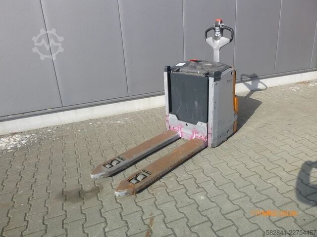 Electric low-lift pallet truck STILL EXU - H 20