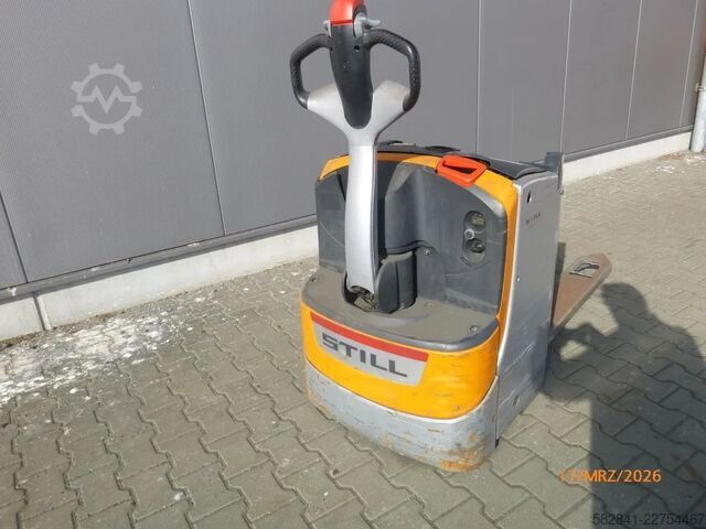 Electric low-lift pallet truck STILL EXU - H 20