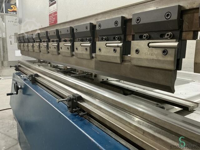 Abkantpressen  Adira QHR-6325 CB 2010 Adira 