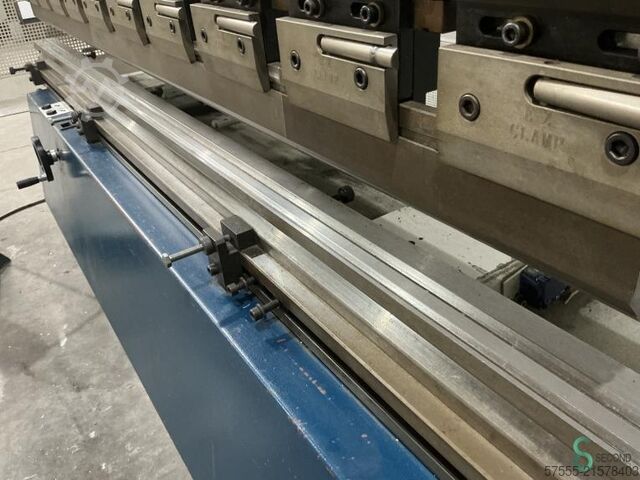 Abkantpressen  Adira QHR-6325 CB 2010 Adira 