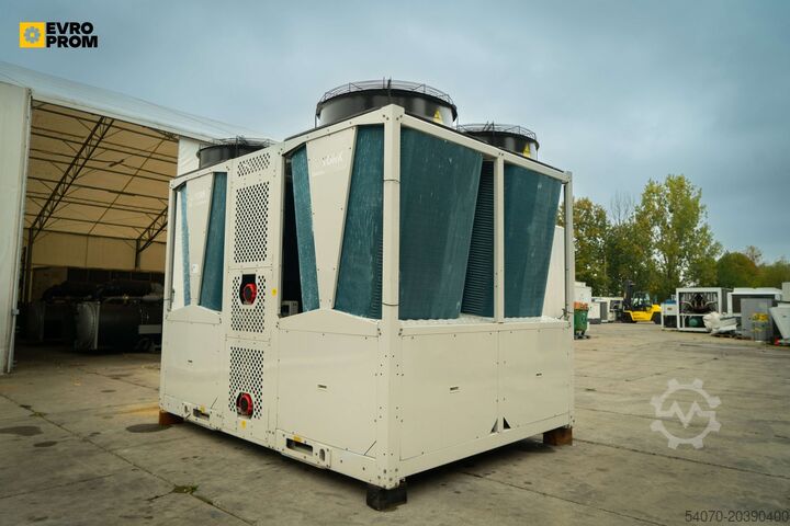 Kältemaschine/Wärmepumpe New Aircooled chiller YORK YMPA0260PE50 254 kW/186 kW. 2021 yom