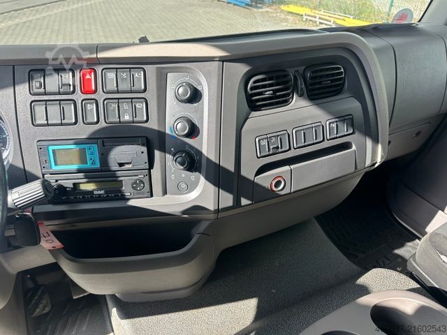 Kühlkoffer-LKW DAF LF 260 / Thermo King 1000 R Spectrum / LBW