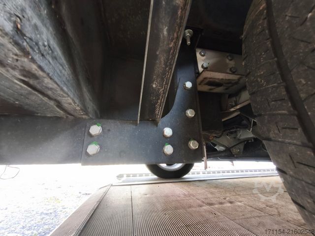 Teilintegriertes Wohnmobil KNAUS TOURER Vansation 500 MQ,4 Personen