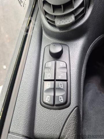 Suitcase Mercedes-Benz Atego 816 4x2 Möbelkoffer 3 Sitze
