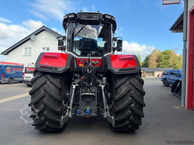 Traktor Massey Ferguson MF 8S. 205 Dyna VT