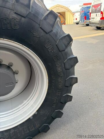 Traktor Massey Ferguson MF 8S. 205 Dyna VT