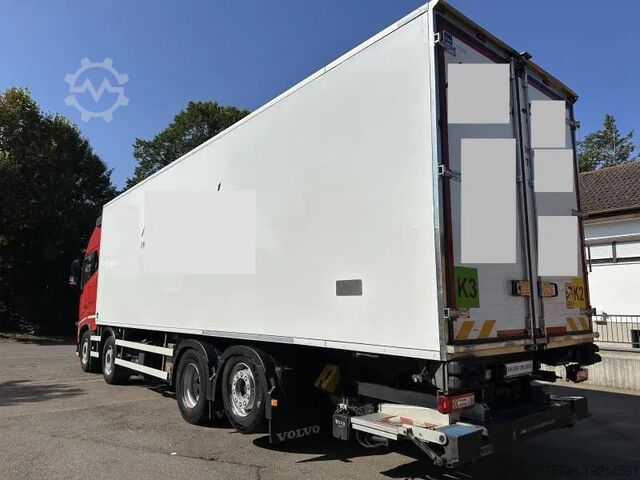 Kühl-/Tiefkühltransport Volvo FH 16 550XL*8x2*Tief Kühlkoffer*ThermoKing*LBW