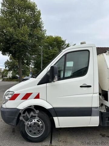 Refuse collection vehicle Mercedes-Benz 515 CDI Müllpresswagen Seitenlader Klima