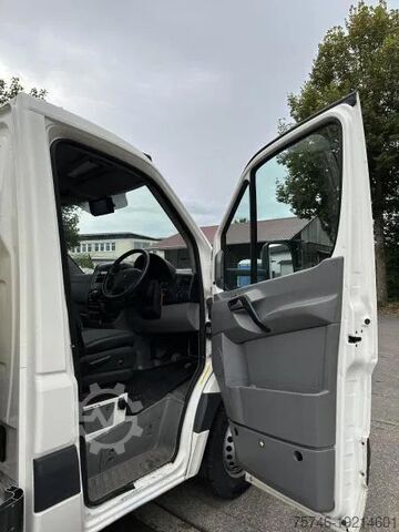 Refuse collection vehicle Mercedes-Benz Sprinter 515 CDI Müllpresswagen Seitenlader Klima