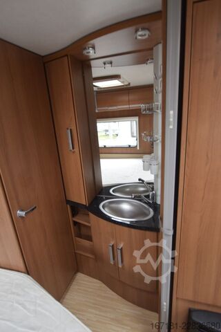 Wohnwagen LMC Musica 470 D mit Mover und Markise