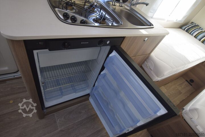 Wohnwagen DETHLEFFS C?Joy 460 LE mit Markise