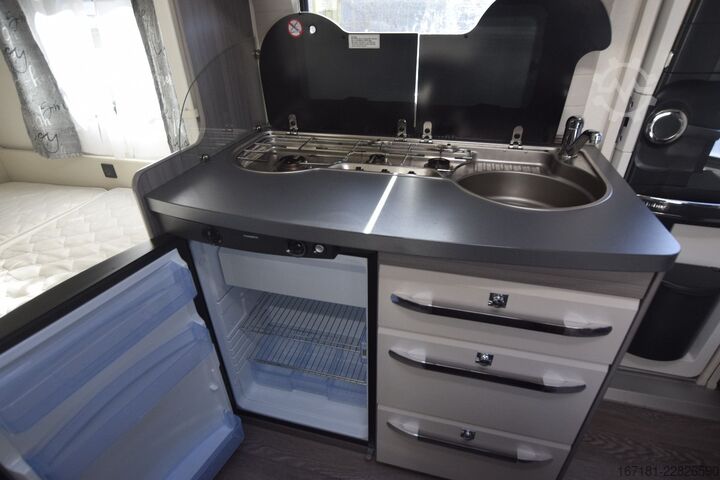 Wohnwagen HOBBY On tour 390 SF mit Sonnensegel