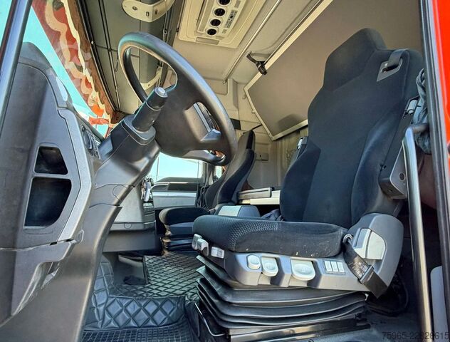 Standard SZM MAN TGX 26.440 EURO 6 TWINSTEER 6x2 PARK COOLING SMA
