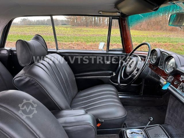 Van MERCEDES-BENZ 280 SE/9 3.5 W11 Cabriolet Bj.1970