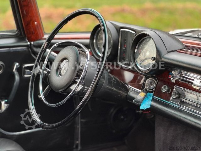 Van MERCEDES-BENZ 280 SE/9 3.5 W11 Cabriolet Bj.1970