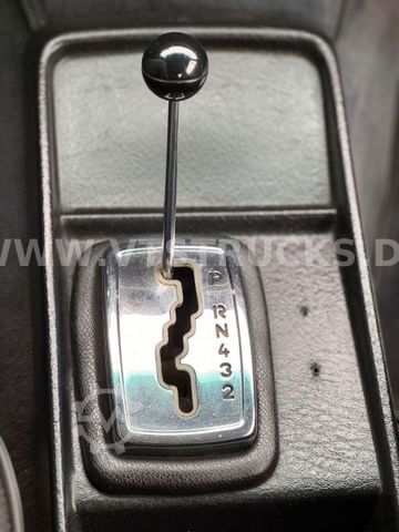 Van MERCEDES-BENZ 280 SE/9 3.5 W11 Cabriolet Bj.1970