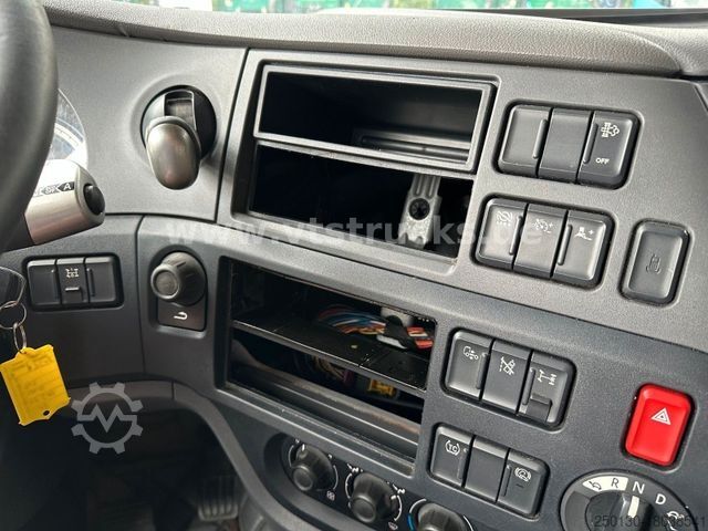 Standard SZM DAF XF 510 4x2 2 Tanks Retarder