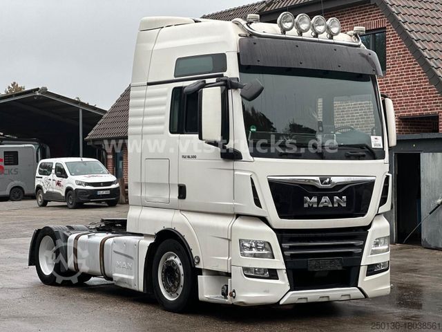 Volume tractor unit MAN TGX 18.500 4x2 Retarder,Vollluft,Volumen-SZM