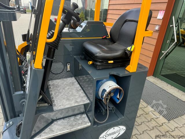 Vierwegestapler Combilift CB3000/LPG /2016 year/ Perfect condition