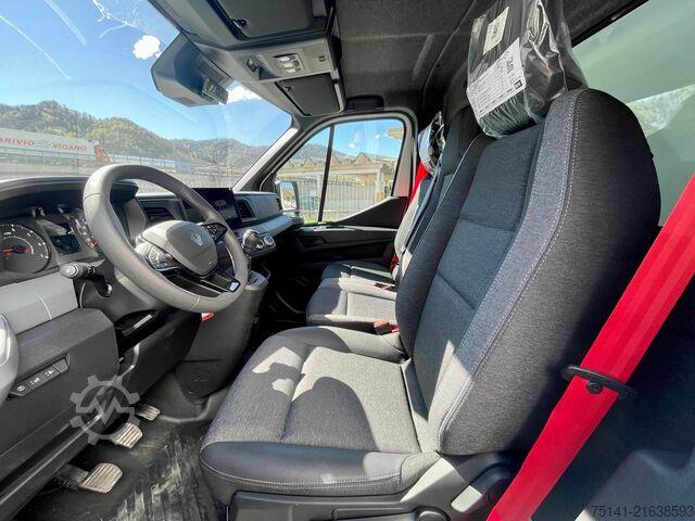 Fleischtransporter für hängende Ware, 7 EPAL-Paletten Renault Master 170.35